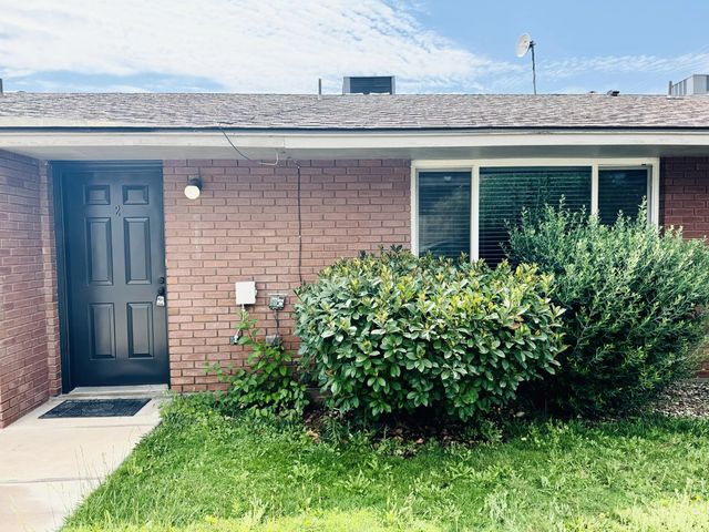 214 Cactus Ln #2, Washington