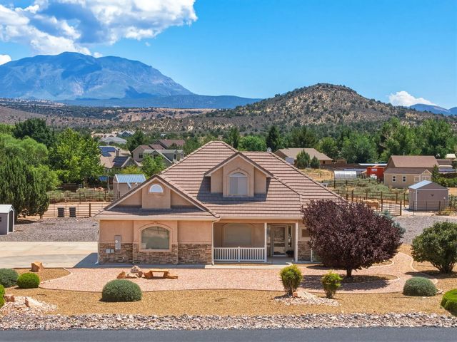 764 Dammeron Valley Dr W, Dammeron Valley