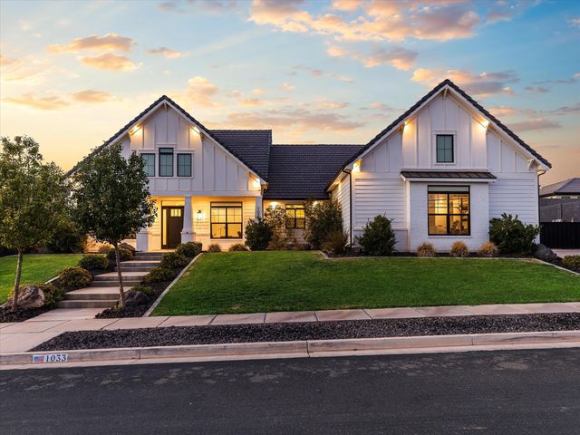 1033 E Black Oak Dr, Washington