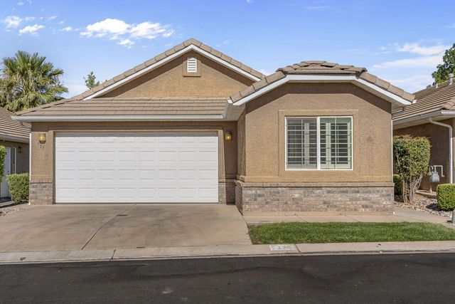 2930 E 450 St N #f11, St George