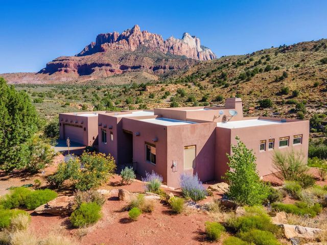2907 Zuni Cir, Springdale
