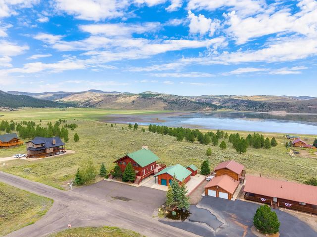 425 E North Anglers Lp, Panguitch