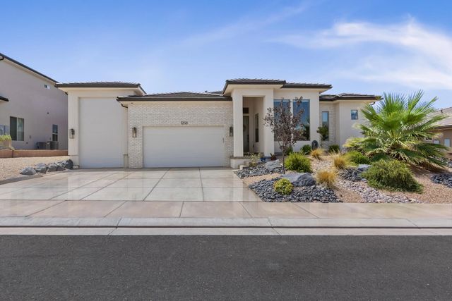 1268 E Cheyenne Way, Washington