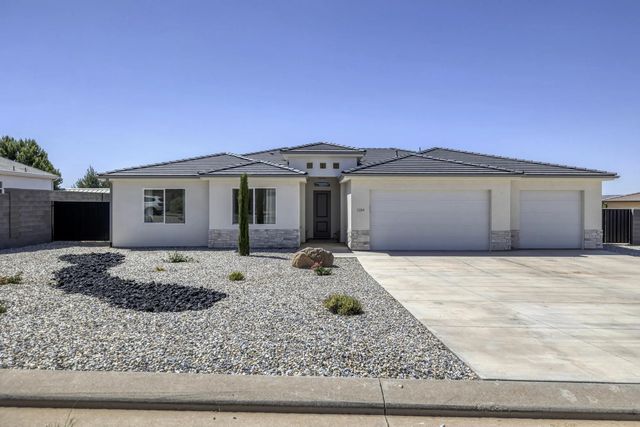 1184 E Big Pinion Ln, Apple Valley