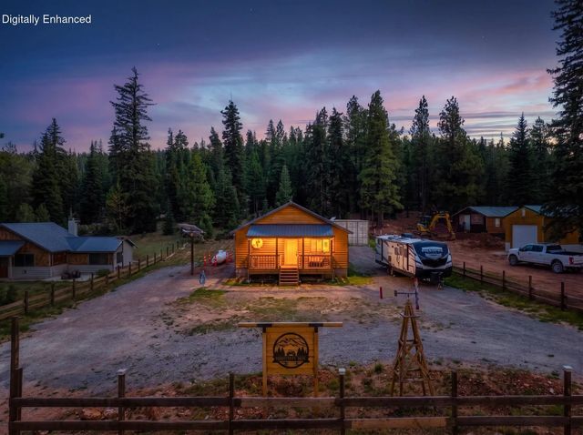 1265 W Strawberry Point Rd, Duck Creek