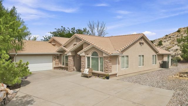 1642 W 5745 N, St George