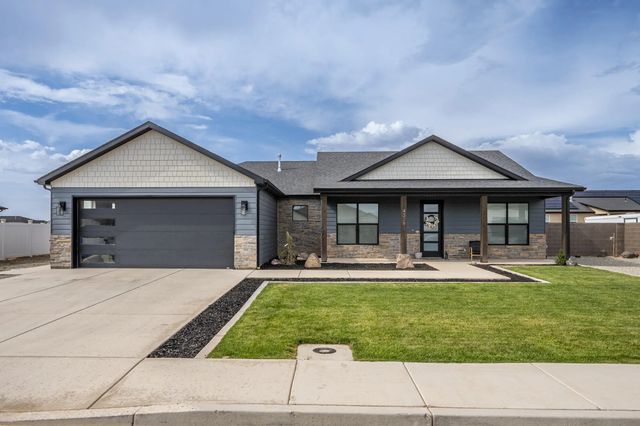 4328 W 250 Cir N, Cedar City