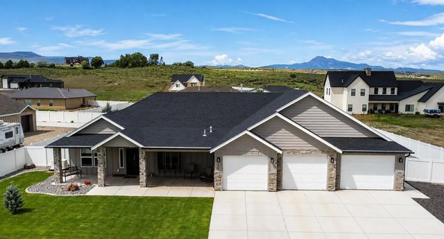 659 N Creekview Dr, Panguitch