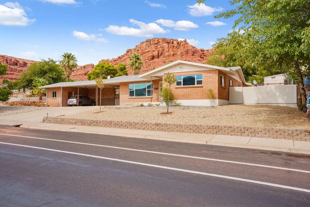 316 Diagonal St, St George