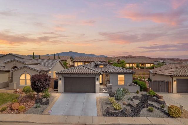 140 W Peridot Dr, Washington