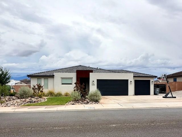 3493 E 3100 South St, St George