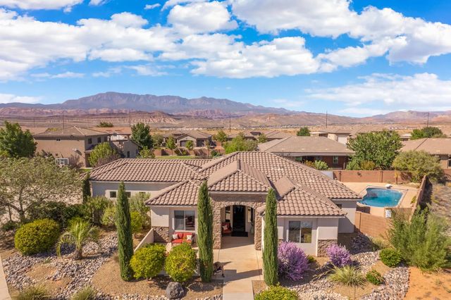 2477 S 4240 West Cir, Hurricane