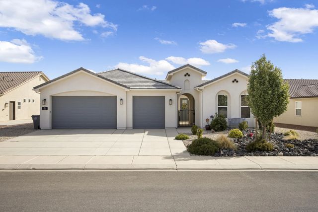 583 S Alserio Ln, St George