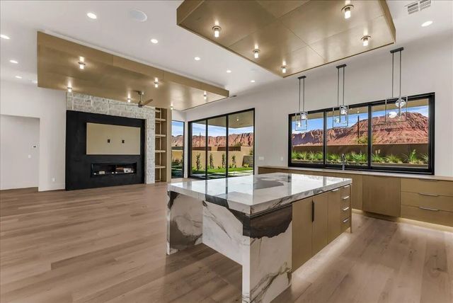 556 W Wild Indigo Way, Ivins