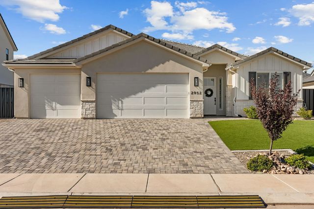 2952 E Yavin Way, St George