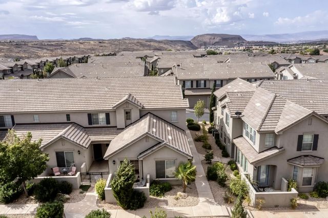 1919 E Fiesta Ln, Washington