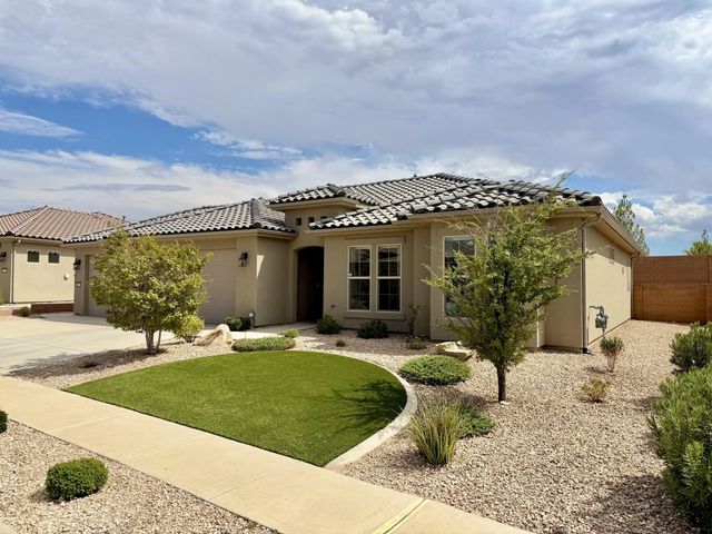 4275 S Painted Finch Dr, St George