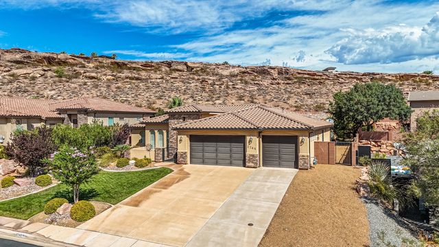 2745 E Rasmussen Dr, St George