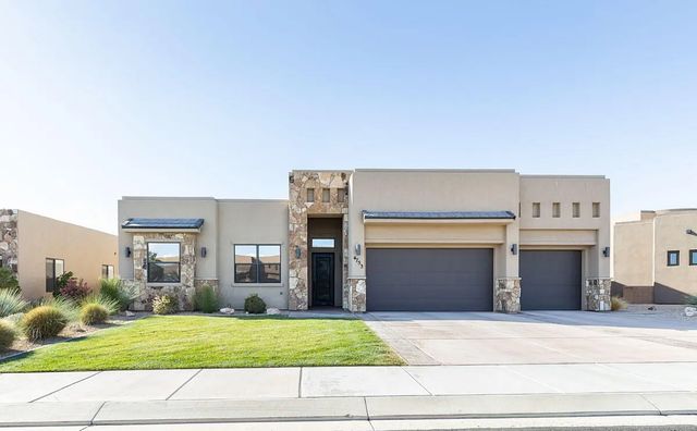 4753 N Cottontail Dr, St George