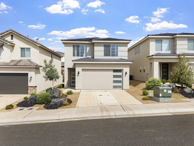 1453 White Hollow Ln, St George