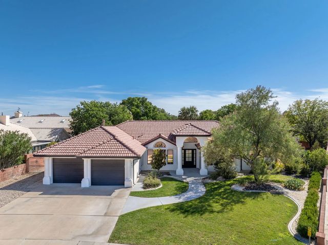 3663 S 1660 Cir W, St George