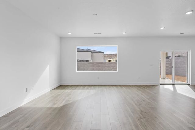 1936 S Queens Garden Dr 4271, Washington