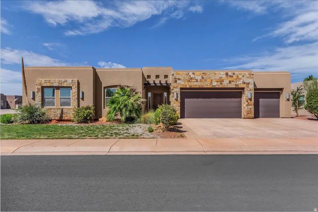 3308 S Red Sands Way, Hurricane