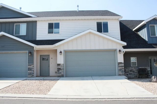1457 W Topaz Dr B, Cedar City