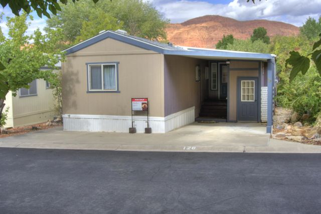 128 Overlook Ln, Hurricane
