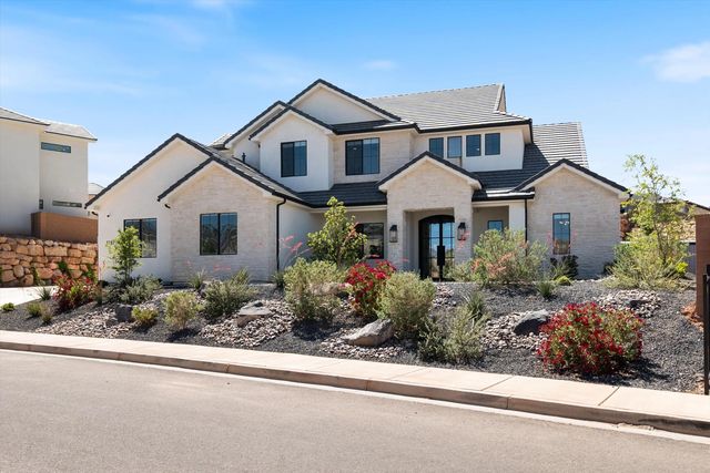 1192 E Corral Way, Washington