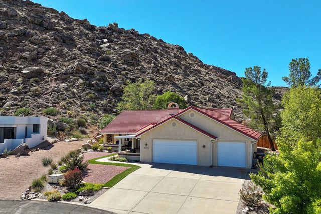 1426 W Monticello Cir, St George