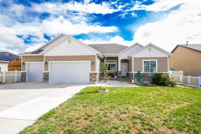 933 S 250 W, Vernal