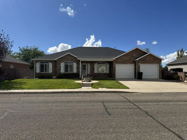 658 Legacy Park Ave, Cedar City