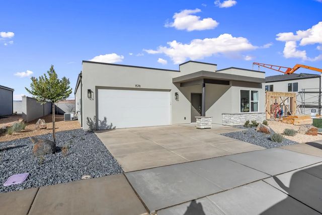 1678 S Sinawava Dr 4161, Washington