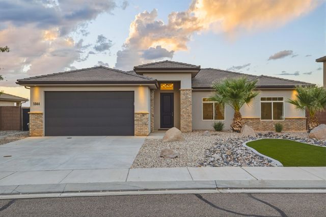 5944 S Sirius Way, St George