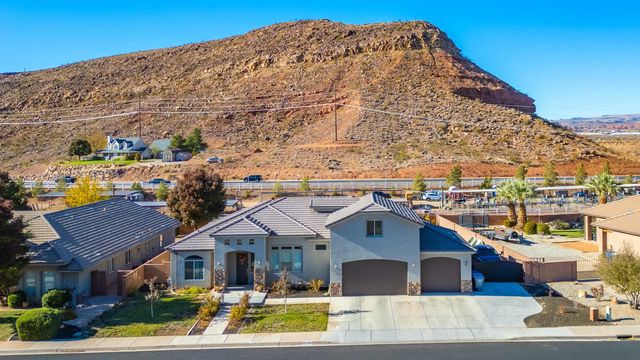 2284 S Camino Real, Washington
