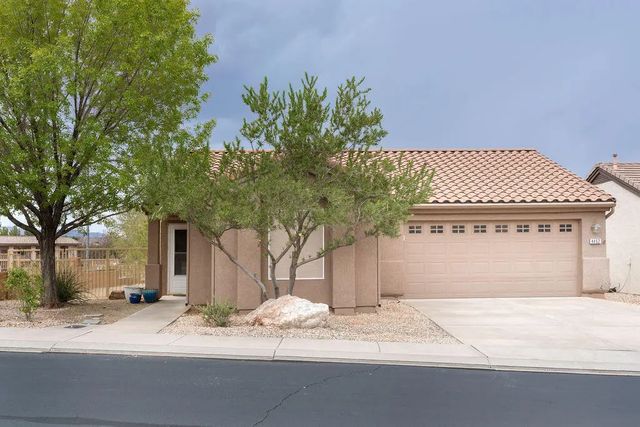 4452 S Laurel Green Dr, St George