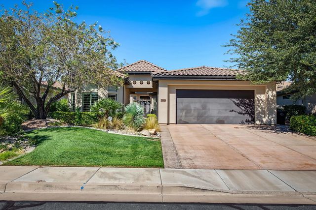 2162 W Azzurro Cir, St George