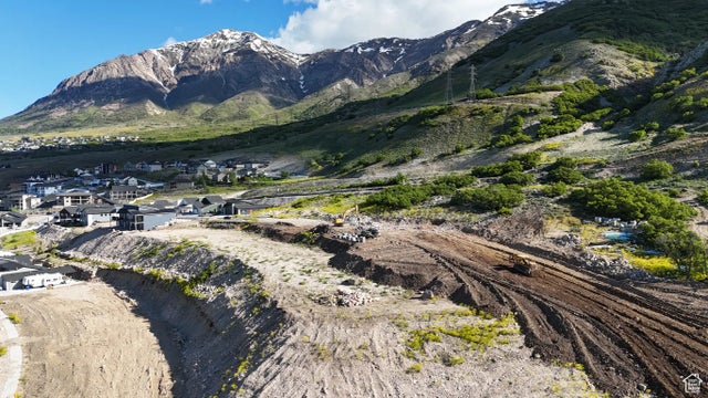 1440 E 3090 N 301, North Ogden