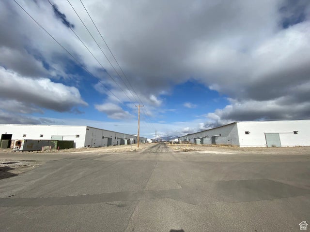 1492 W K Ave, Tooele