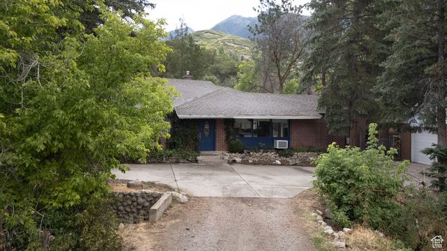 10175 S Dimple Dell Rd, Sandy
