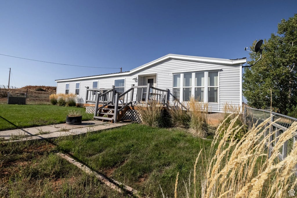 6781 N 9500 E, Lapoint