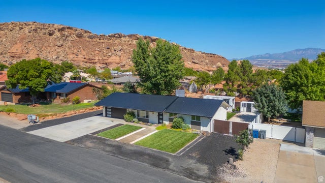1135 E Redwood Tree St, St. George