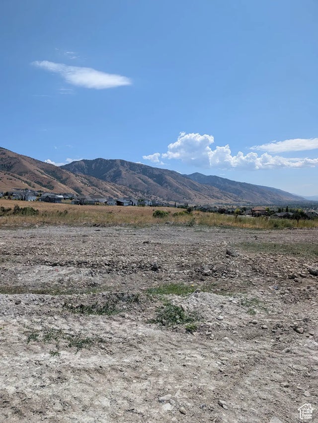 1092 E 100 S 215, Hyde Park