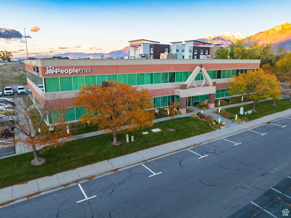 65 E Wadsworth Park Dr, Draper