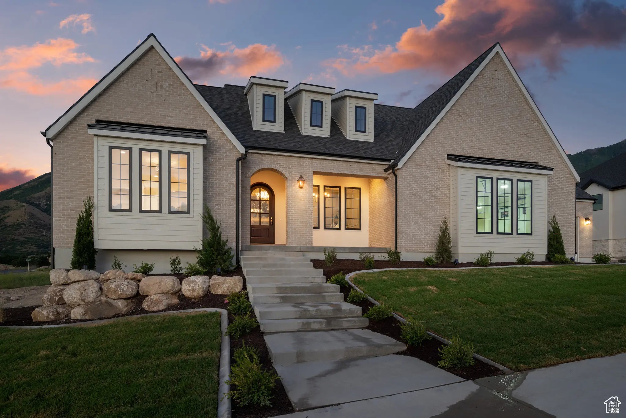 Photo of Listing #2062046