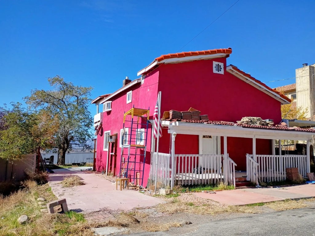 5931 N 550 E, Kenilworth