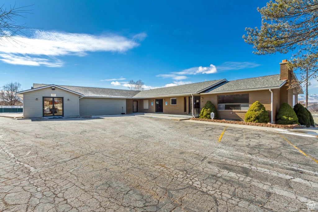 166 E 10600 S, Sandy