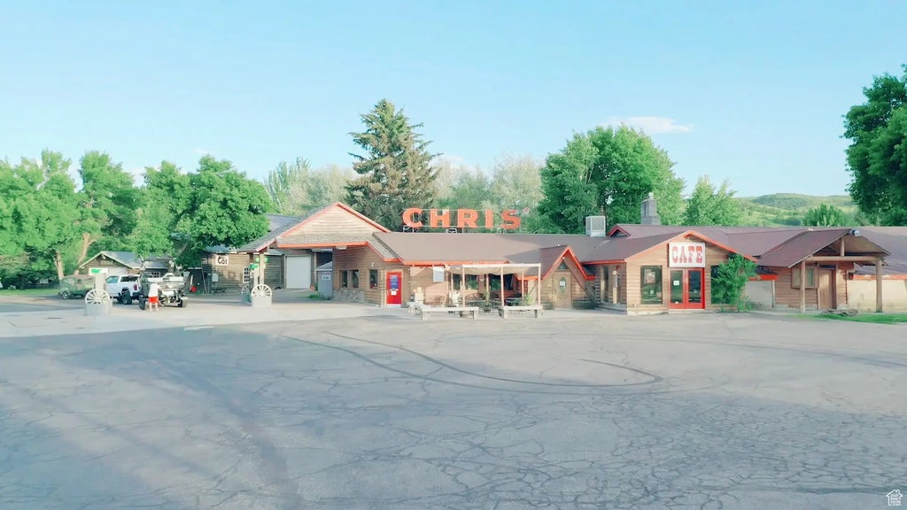 7345 E 900 S, Huntsville