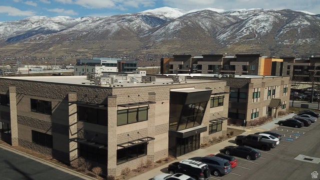 1310 W 233 N 200-4, Centerville